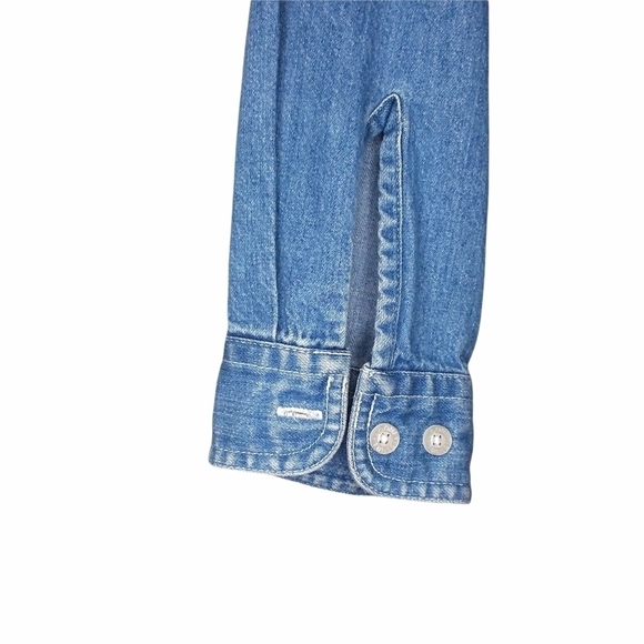 Warner Bros. Vintage Chambray Button Front Shirt - Picture 3 of 11